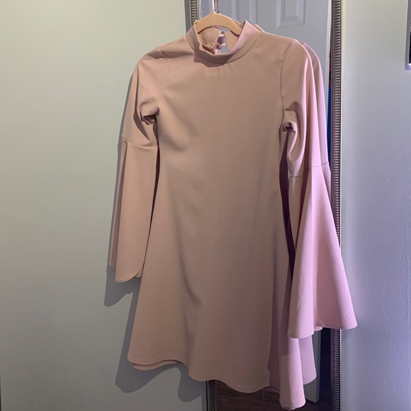 BEAUTIFUL BOOHOO dress for a night out or winter wedding - Picture 1 of 5